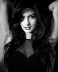 Riya Sen